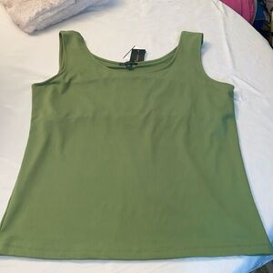 Harve Bernard green extra large built-in bra tank top